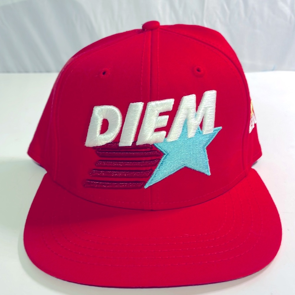 Diem SnapBack